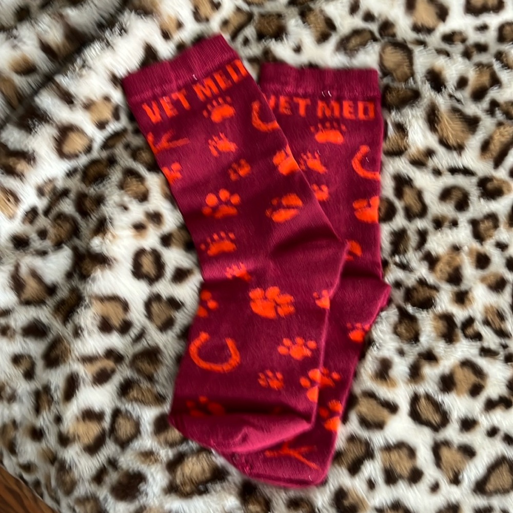❤️ 6 for 20 ❤️  Virginia tech colors VET MED socks